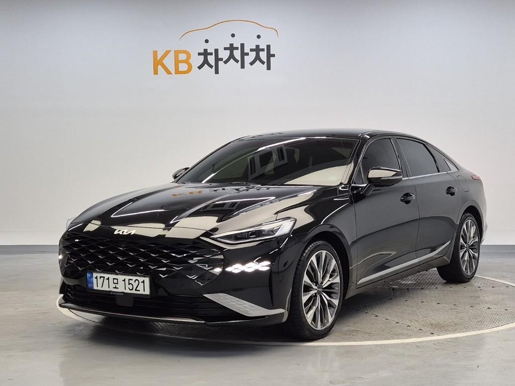2022 KIA K8 