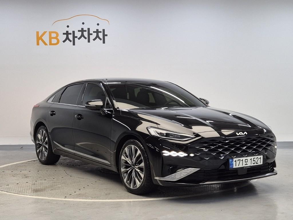 2022 KIA K8 