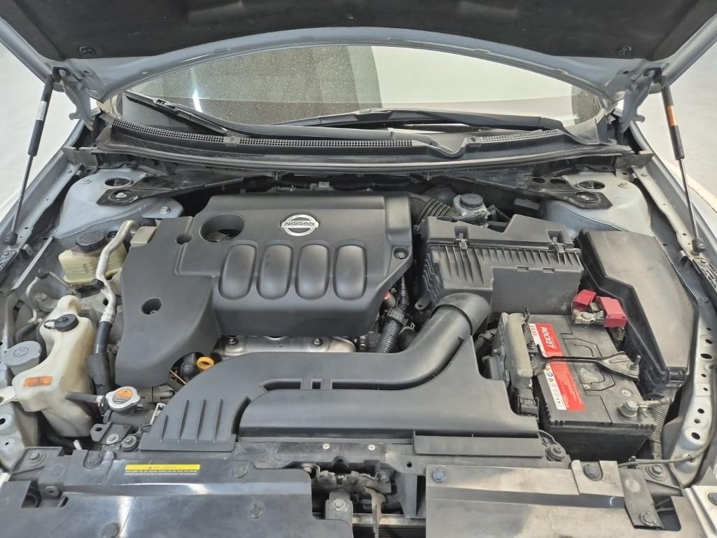 2011 NISSAN ALTIMA 