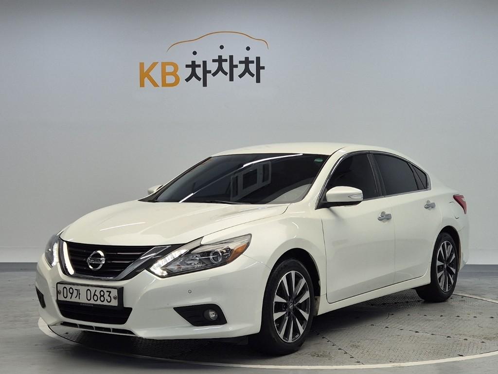 2017 NISSAN ALTIMA 