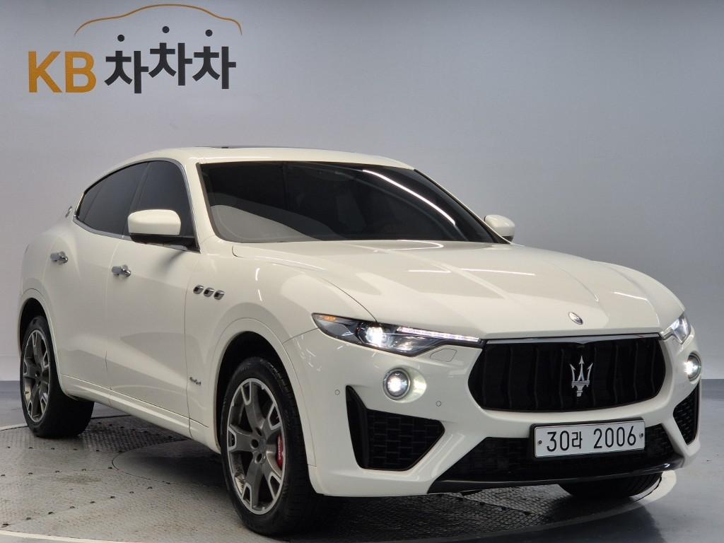 2019 MASERATI LEVANTE 