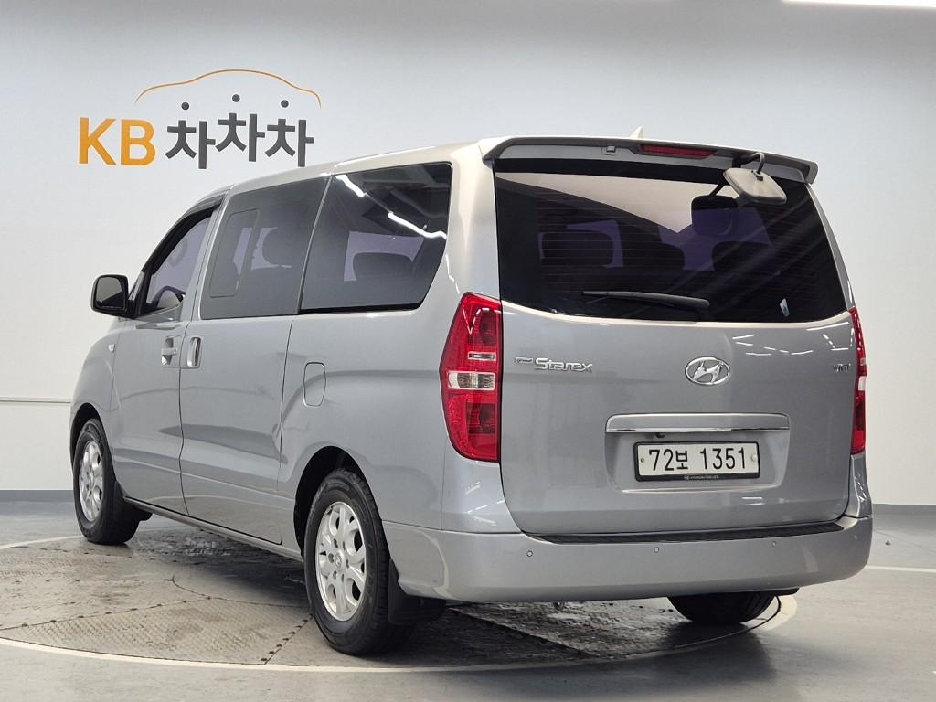 2014 HYUNDAI GRAND STAREX 