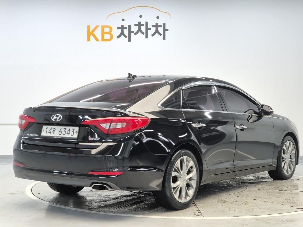 2016 HYUNDAI LF SONATA 