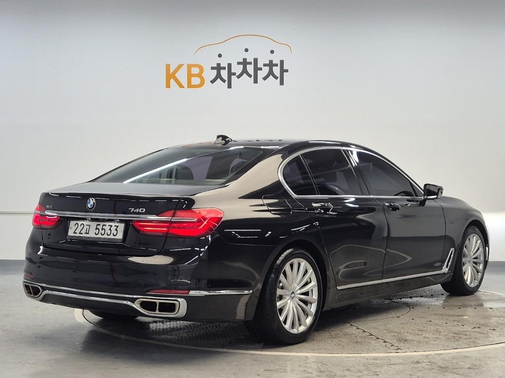 2016 BMW 7 SERIES (6Gen) 
