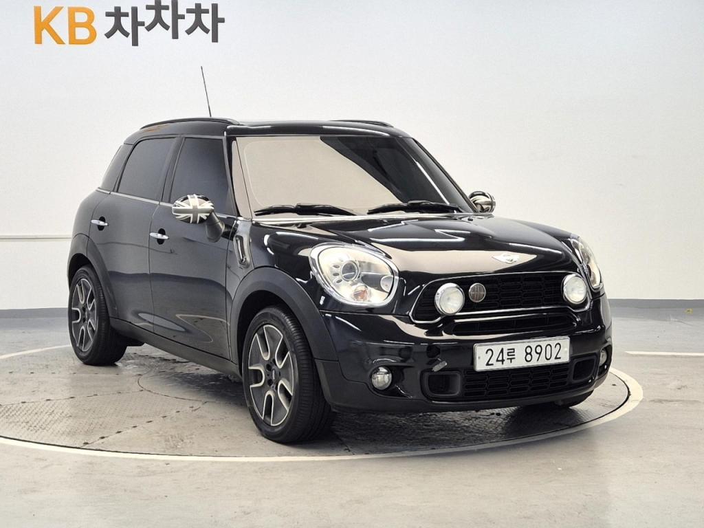 2011 MINI COUNTRYMAN 