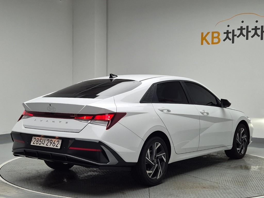 2025 HYUNDAI AVANTE (CN7) 