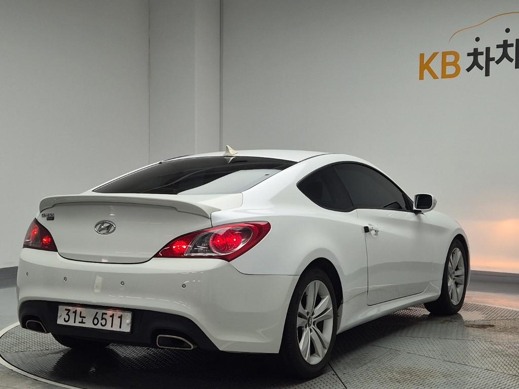 2011 HYUNDAI GENESIS COUPE 