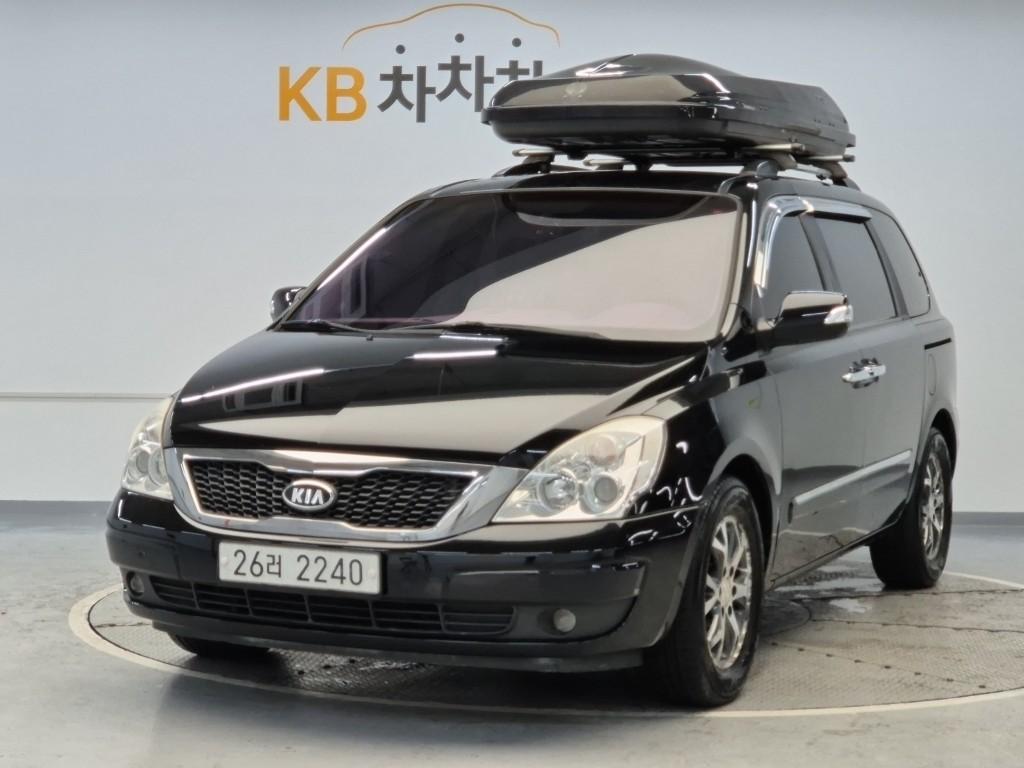 2013 KIA CARNIVAL R 