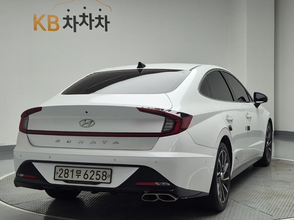 2020 HYUNDAI SONATA (DN8) 