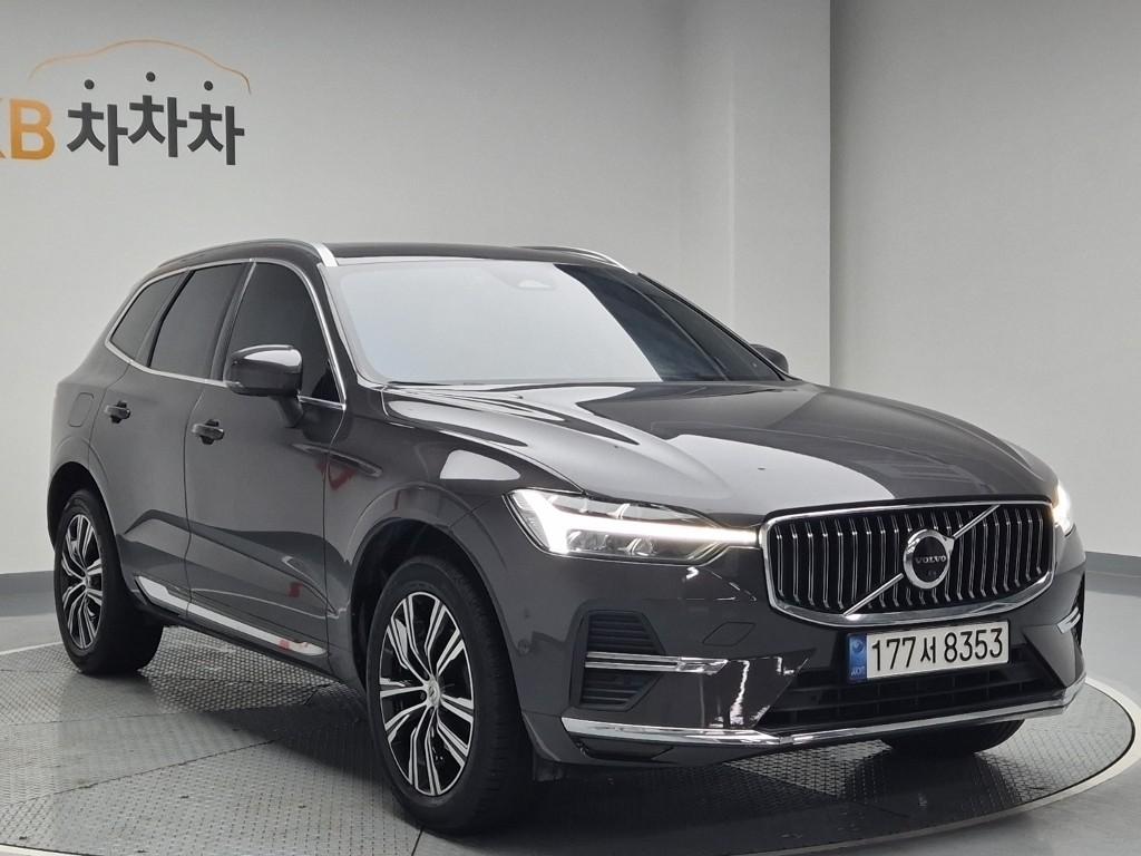 2022 VOLVO XC60 (2Gen) 