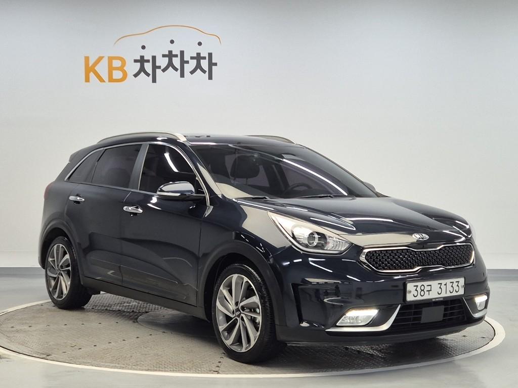 2017 KIA NIRO 