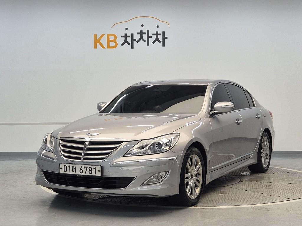 2012 HYUNDAI GENESIS 