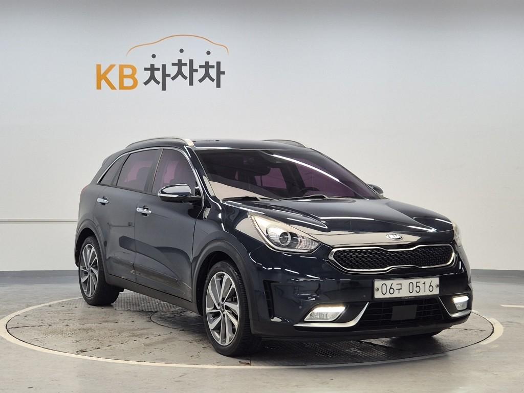 2017 KIA NIRO 