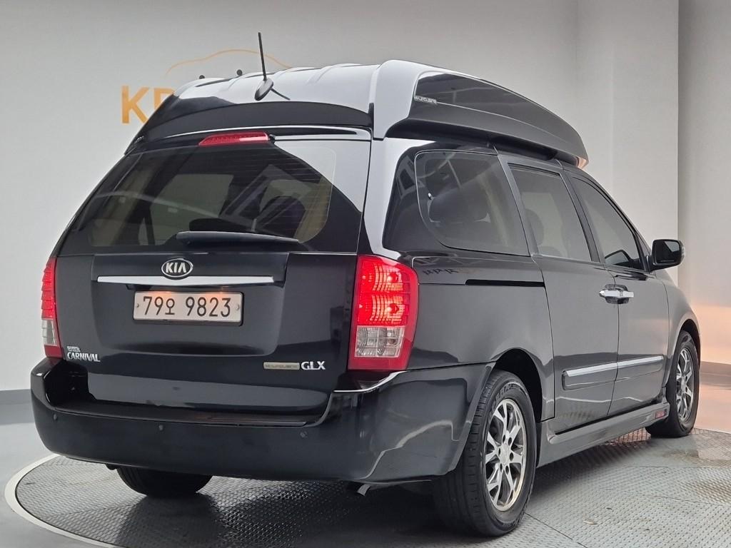 2013 KIA CARNIVAL R 