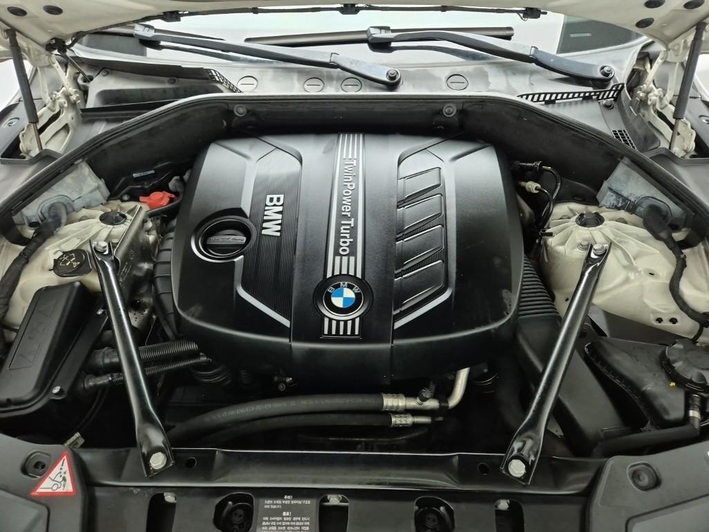 2013 BMW GRAN TURISMO 5Series 