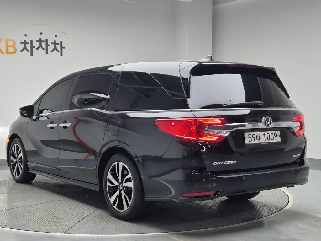 2018 HONDA ODYSSEY (5Gen) 