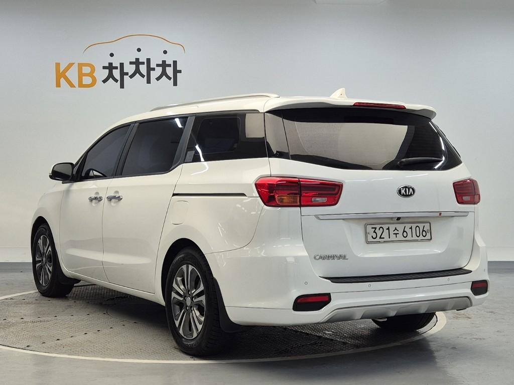2019 KIA THE NEW CARNIVAL 