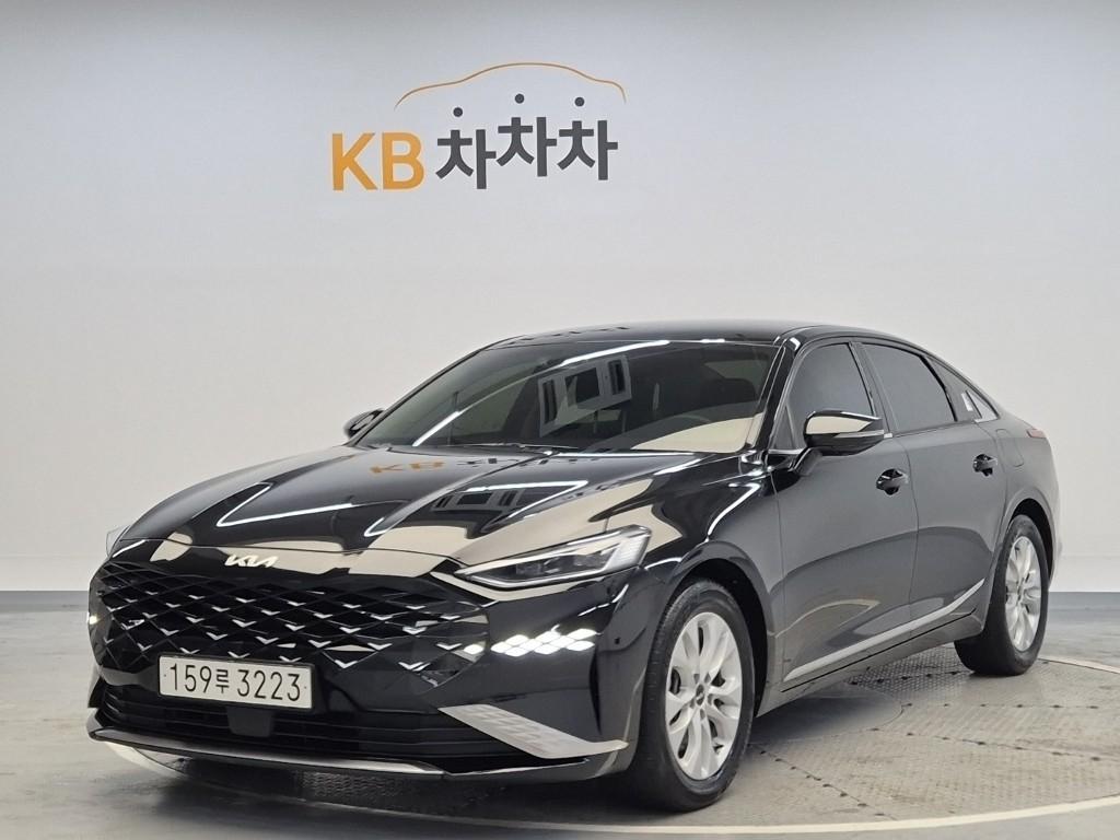 2022 KIA K8 