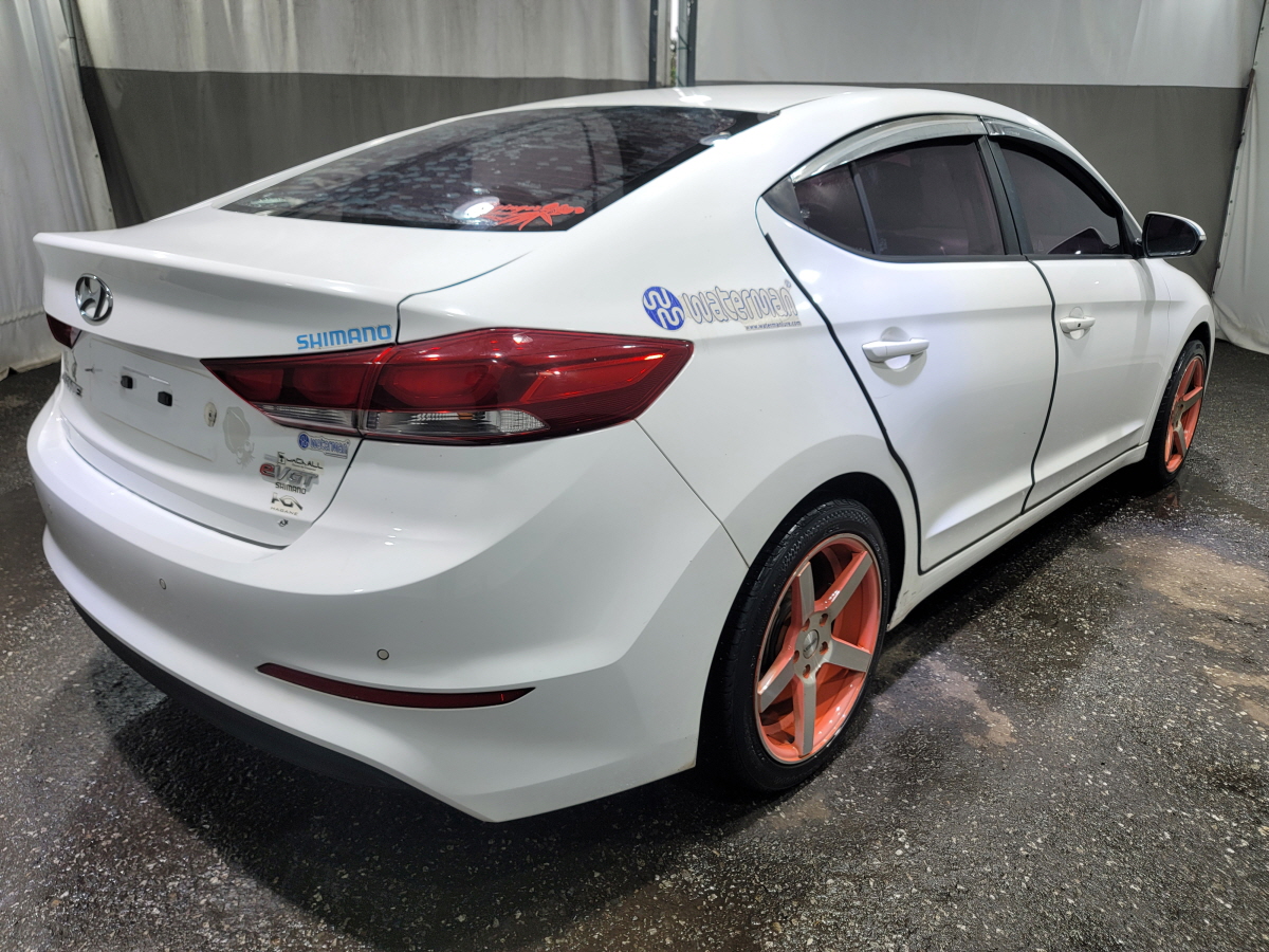 2016 HYUNDAI AVANTE AD 