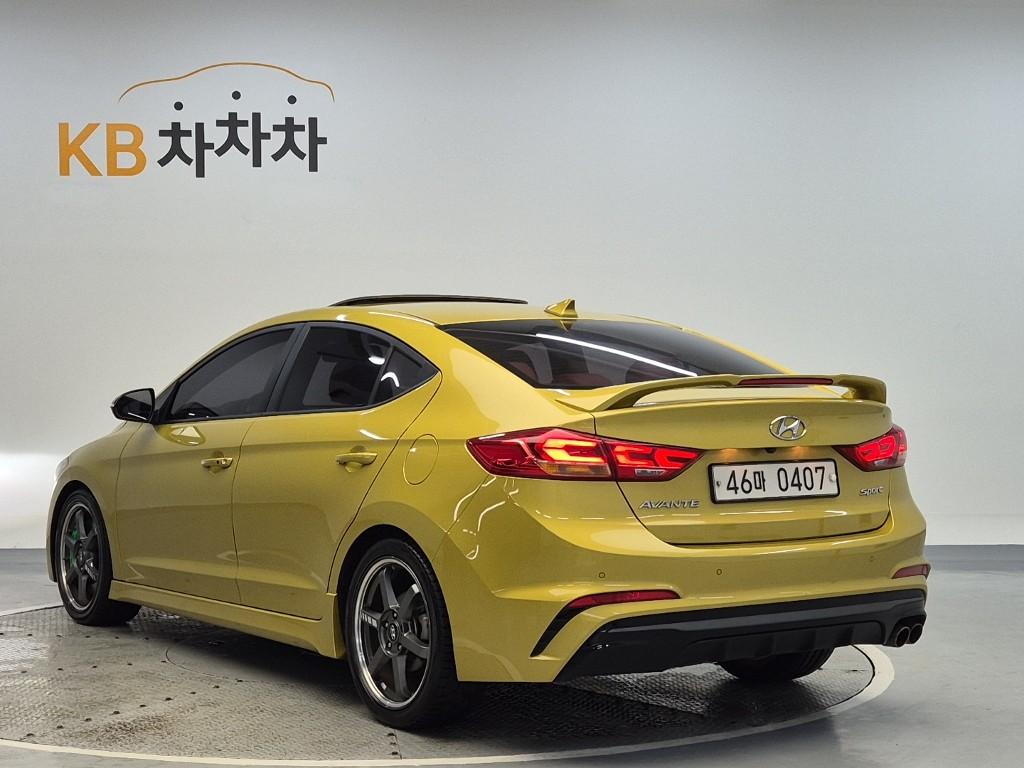 2017 HYUNDAI AVANTE AD 