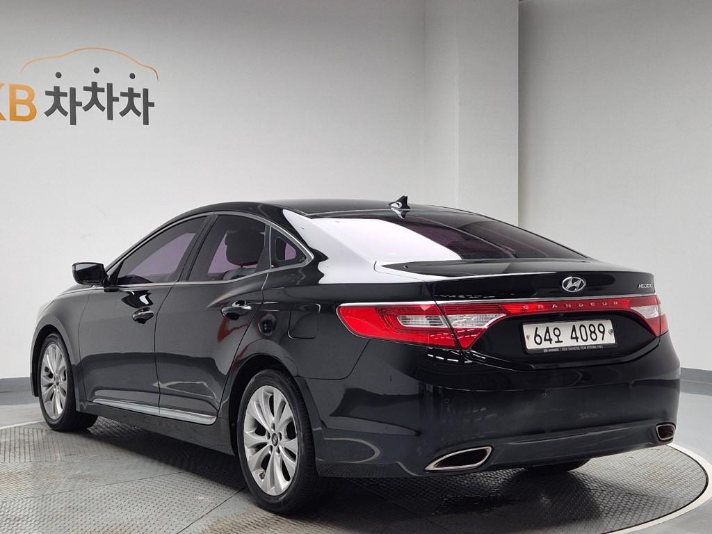 2012 HYUNDAI GRANDEUR HG 