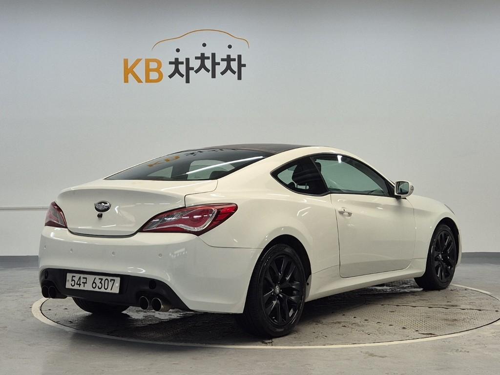 2010 HYUNDAI GENESIS COUPE 
