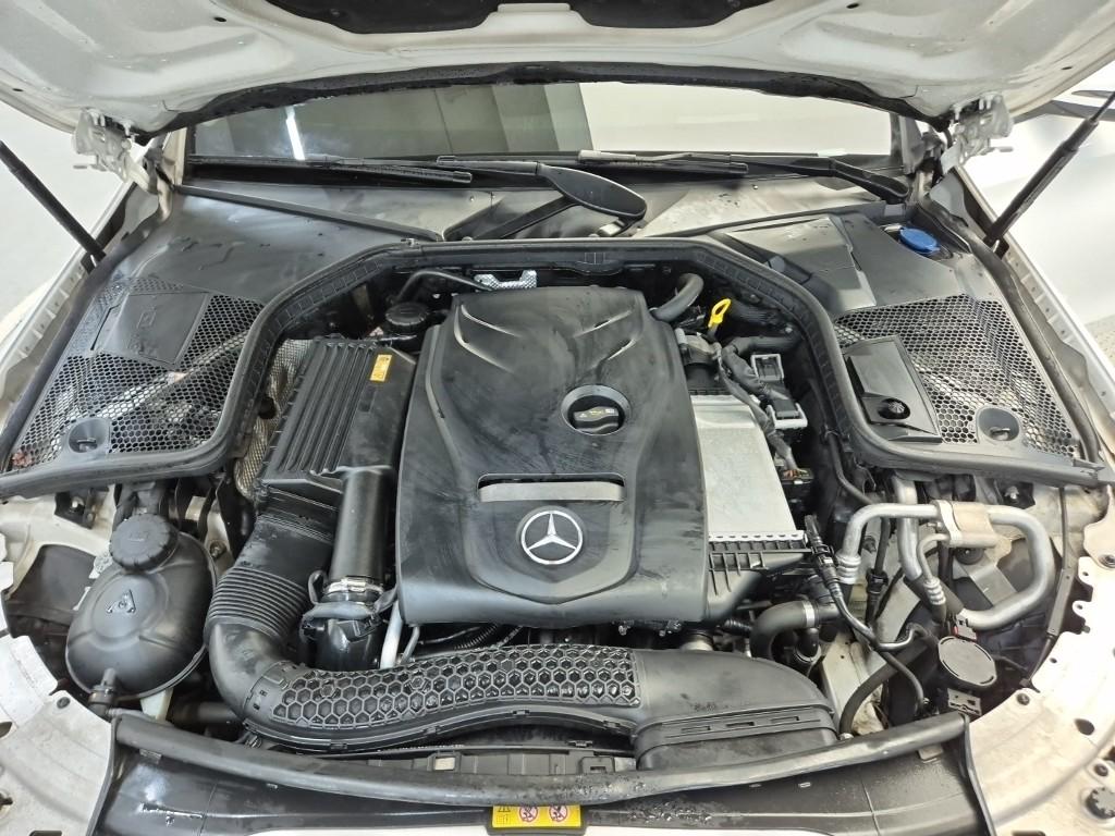 2017 BENZ C CLASS (4Gen) 