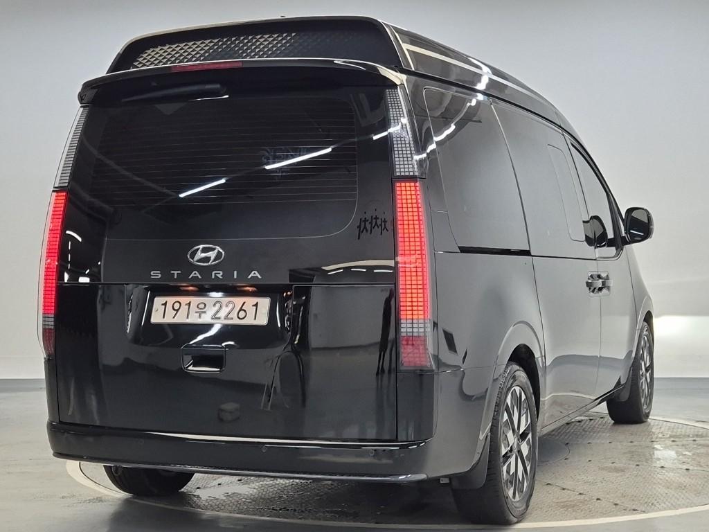 2023 HYUNDAI STARIA 