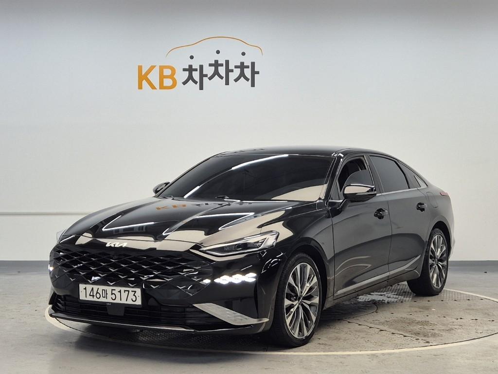 2022 KIA K8 