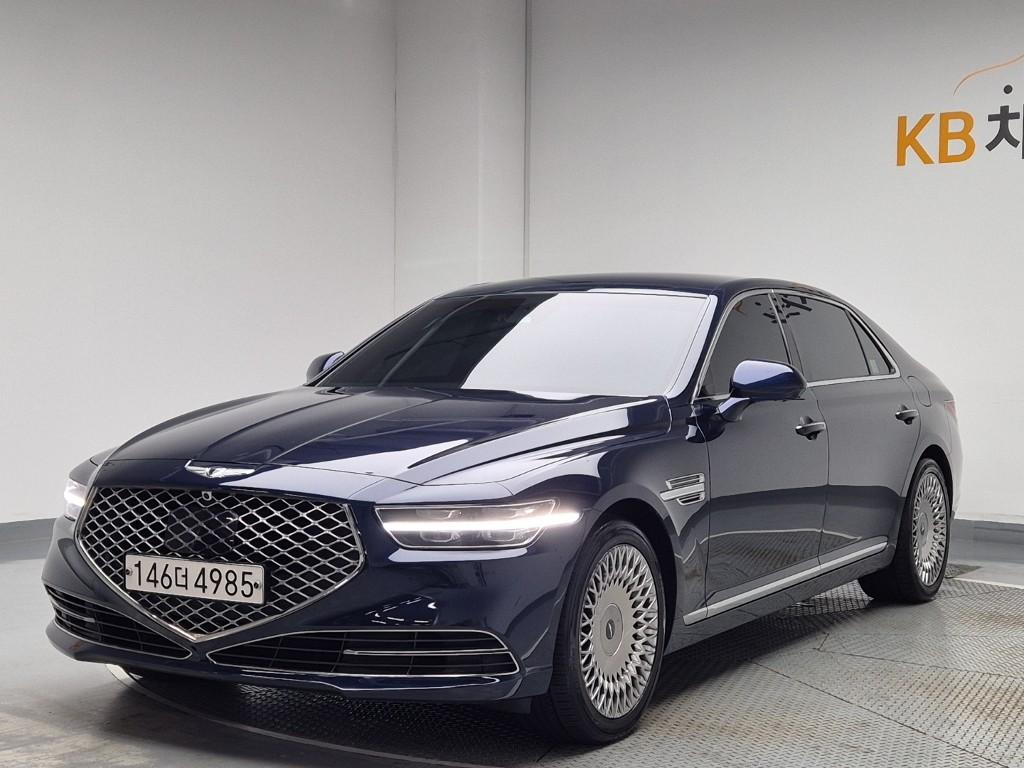 2021 GENESIS G90 