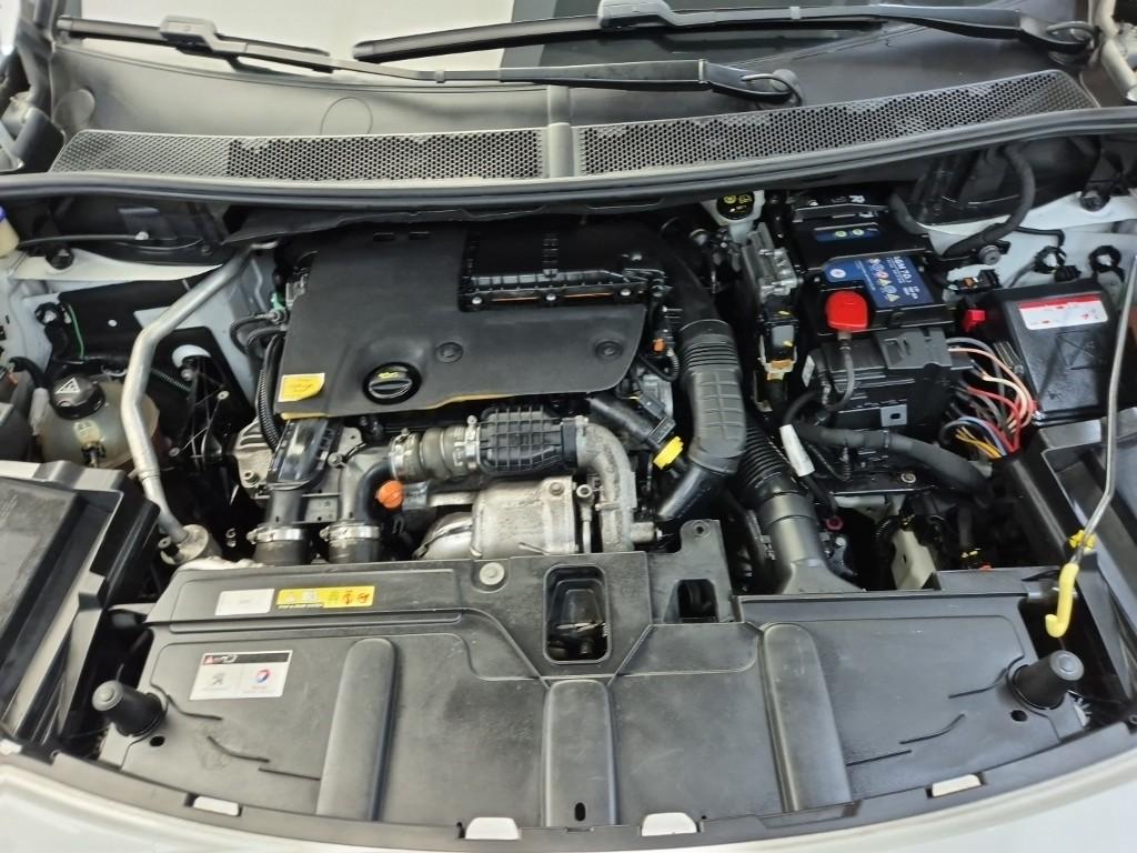 2018 PEUGEOT 5008 (2G) 