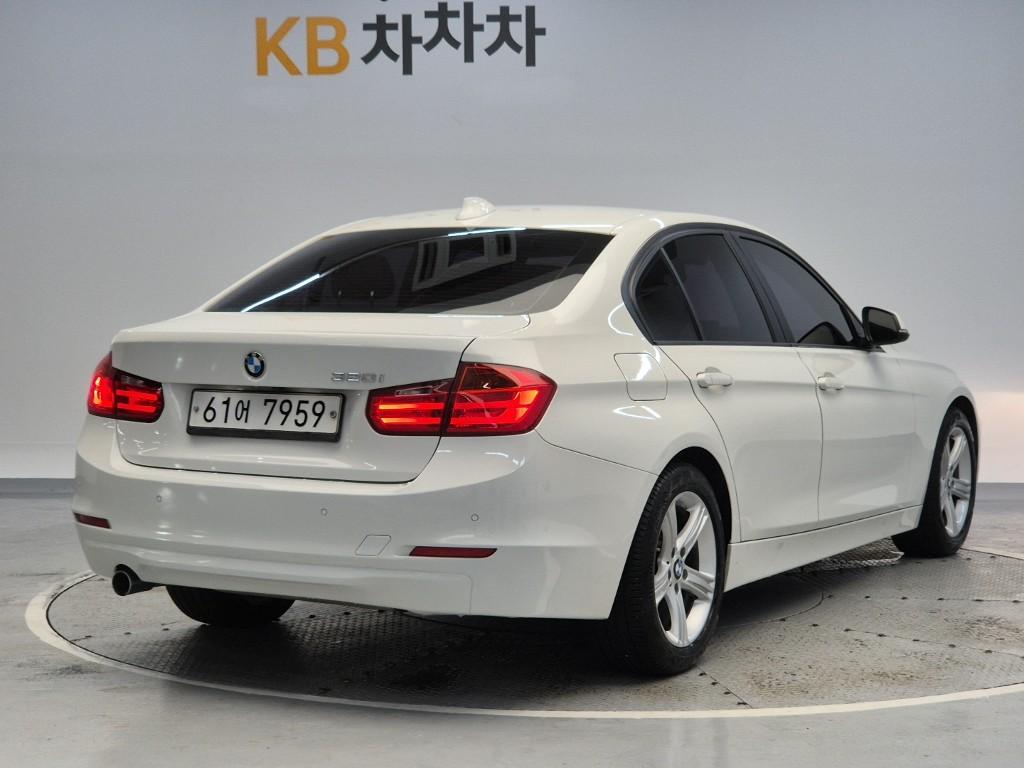 2015 BMW 3 Series (6Gen) 