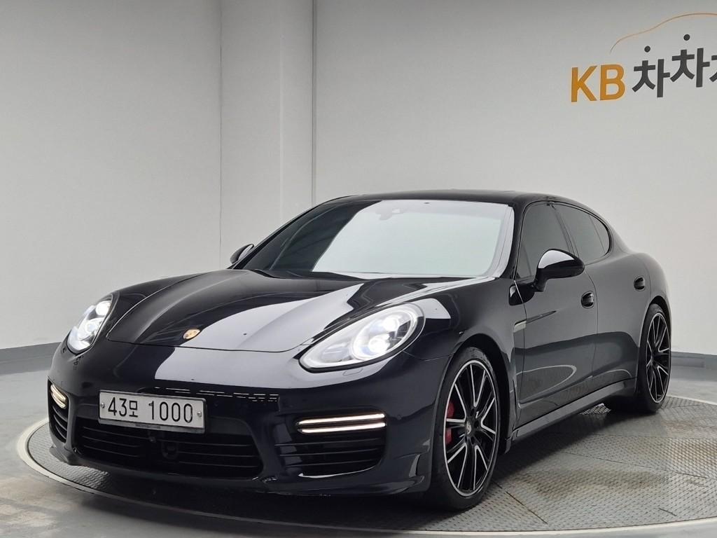 2016 PORSCHE PANAMERA 