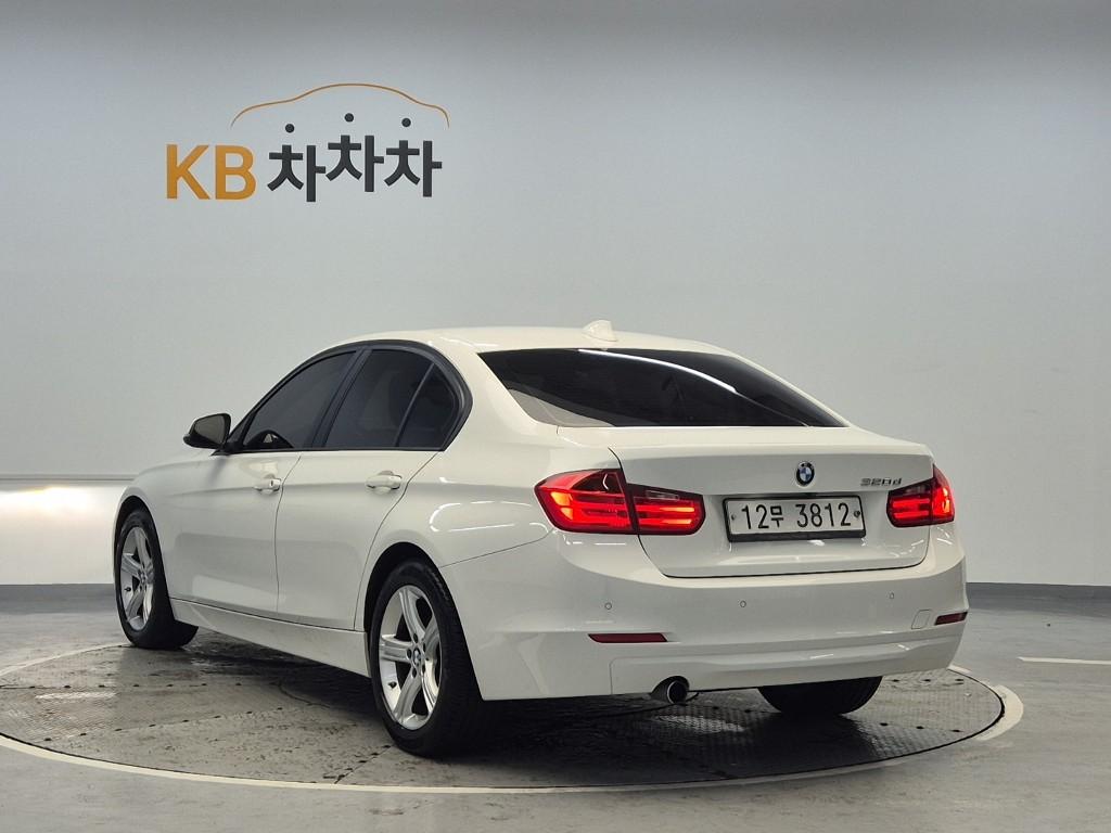 2015 BMW 3 Series (6Gen) 