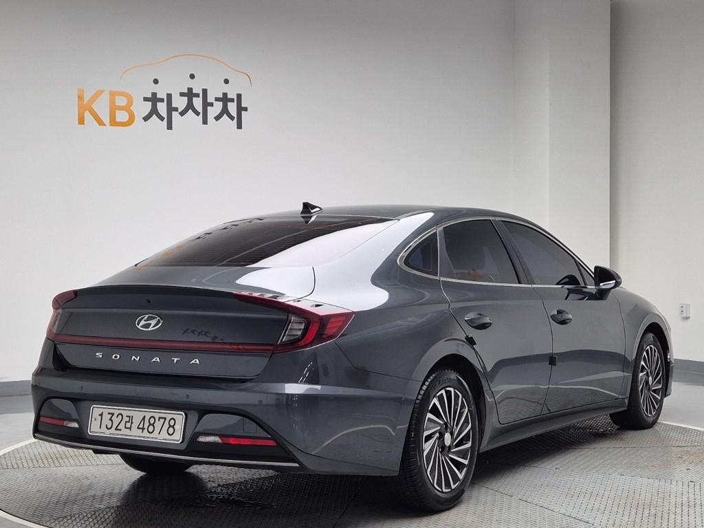2021 HYUNDAI SONATA (DN8) HYBRID 
