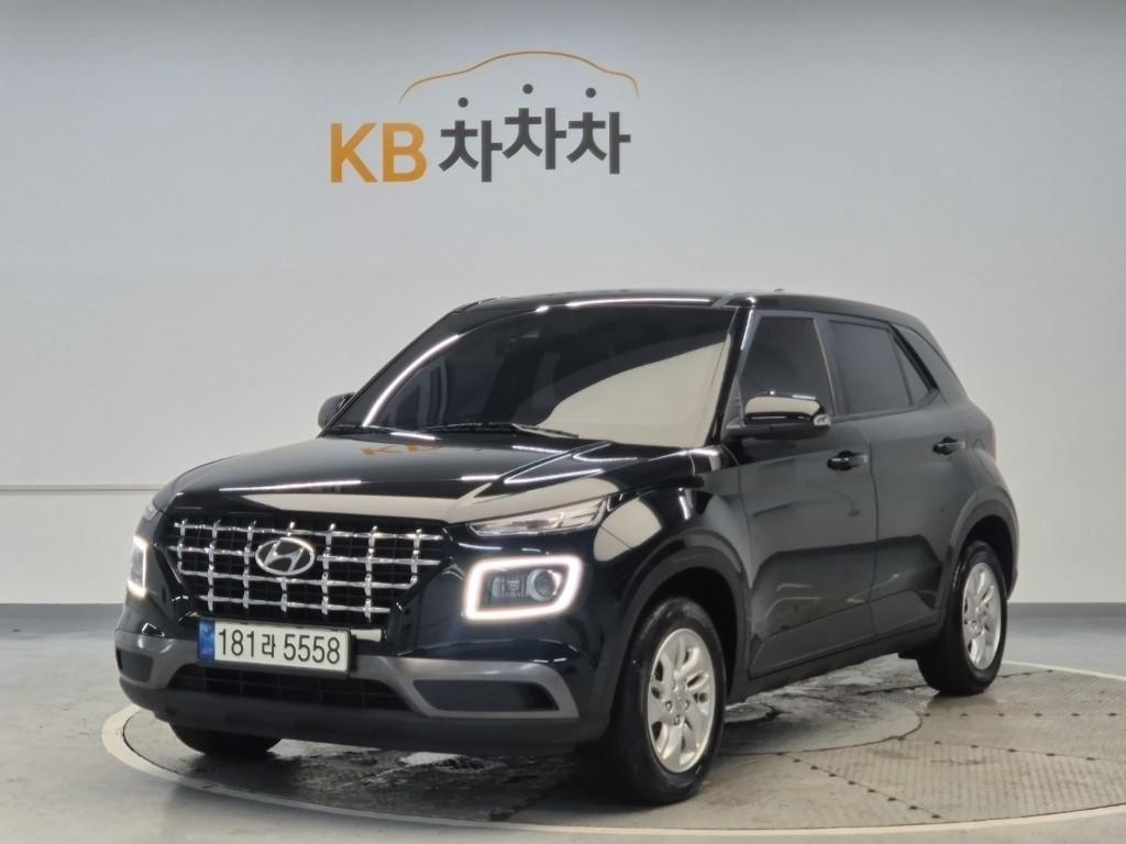 2022 HYUNDAI VENUE 