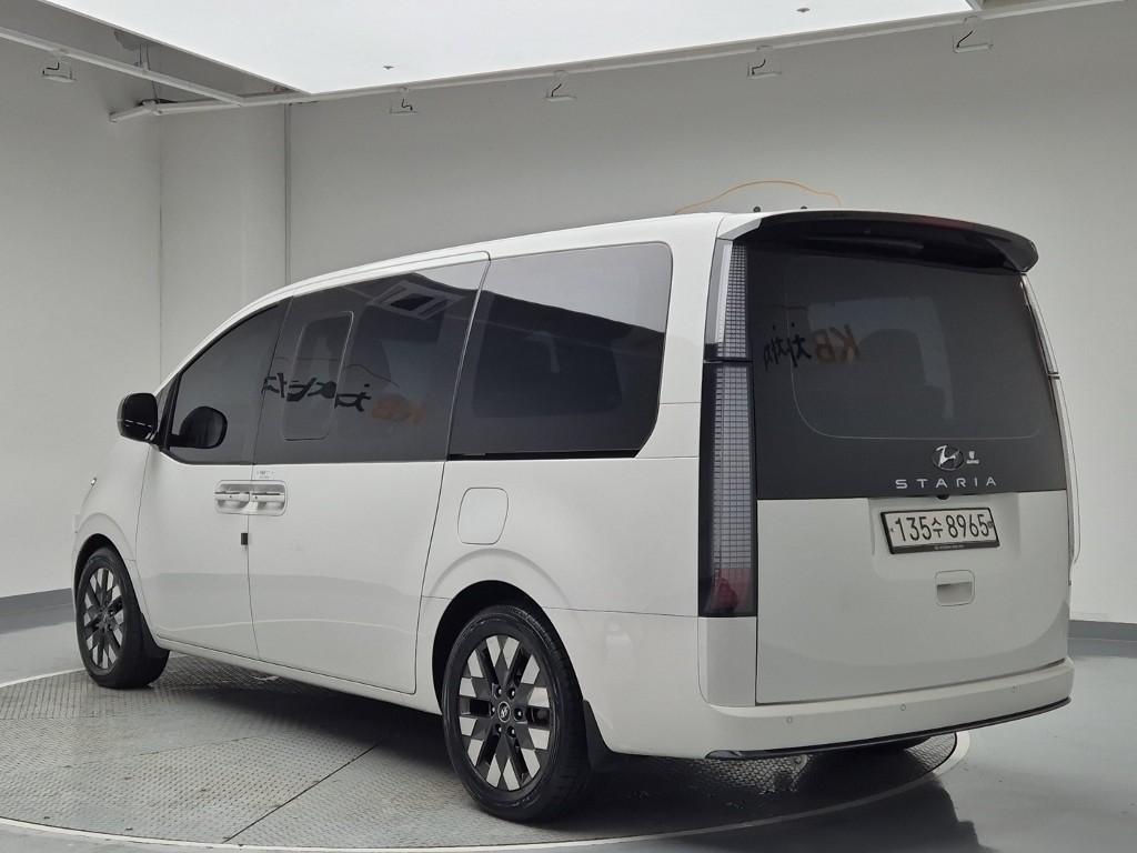 2023 HYUNDAI STARIA 