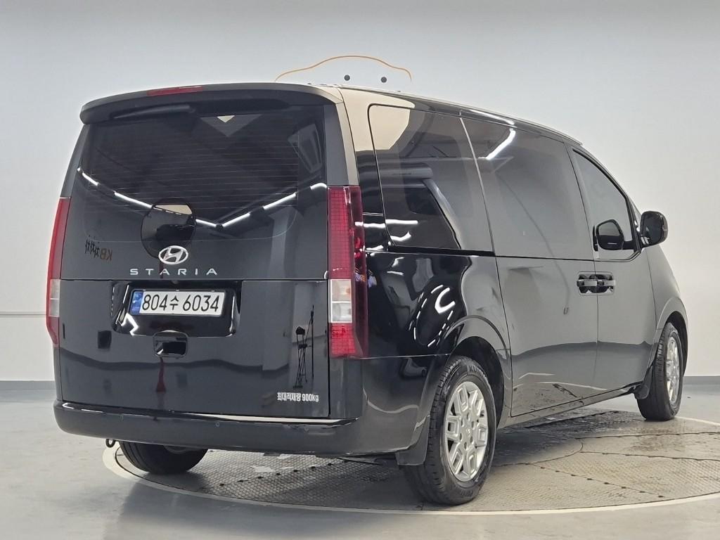 2023 HYUNDAI STARIA 