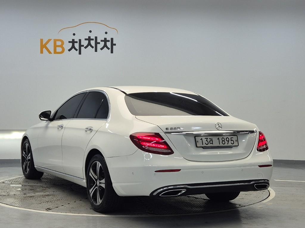 2017 BENZ E CLASS (5Gen) 