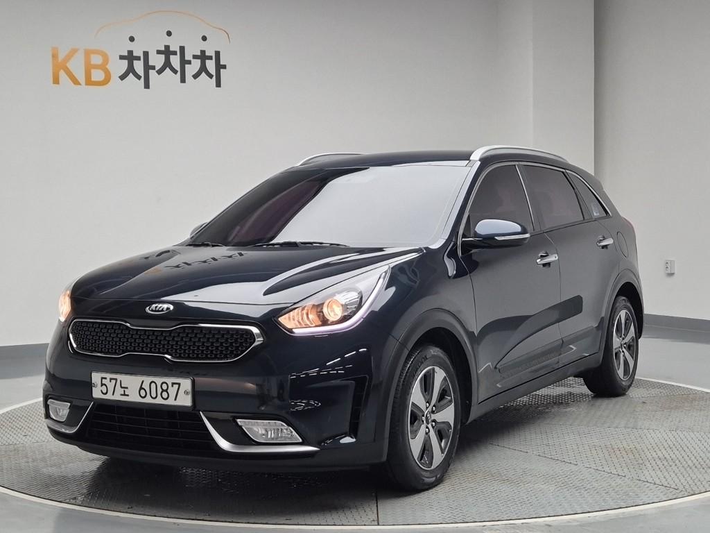 2017 KIA NIRO 
