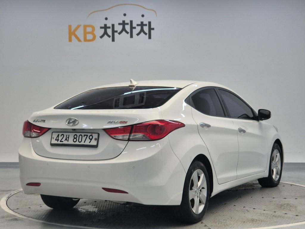 2012 HYUNDAI AVANTE MD 