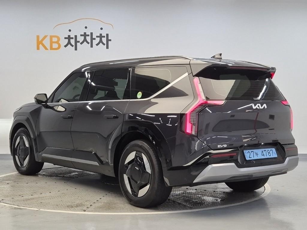 2024 KIA EV9 