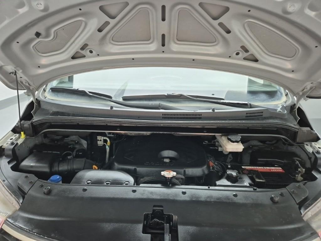 2019 HYUNDAI THE NEW GRAND STAREX 