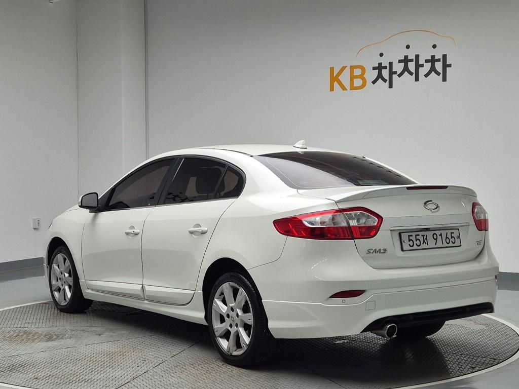 2011 RENAULT KOREA NEW SM3 