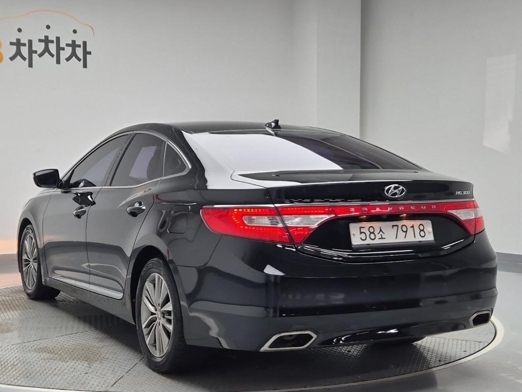 2016 HYUNDAI GRANDEUR HG 