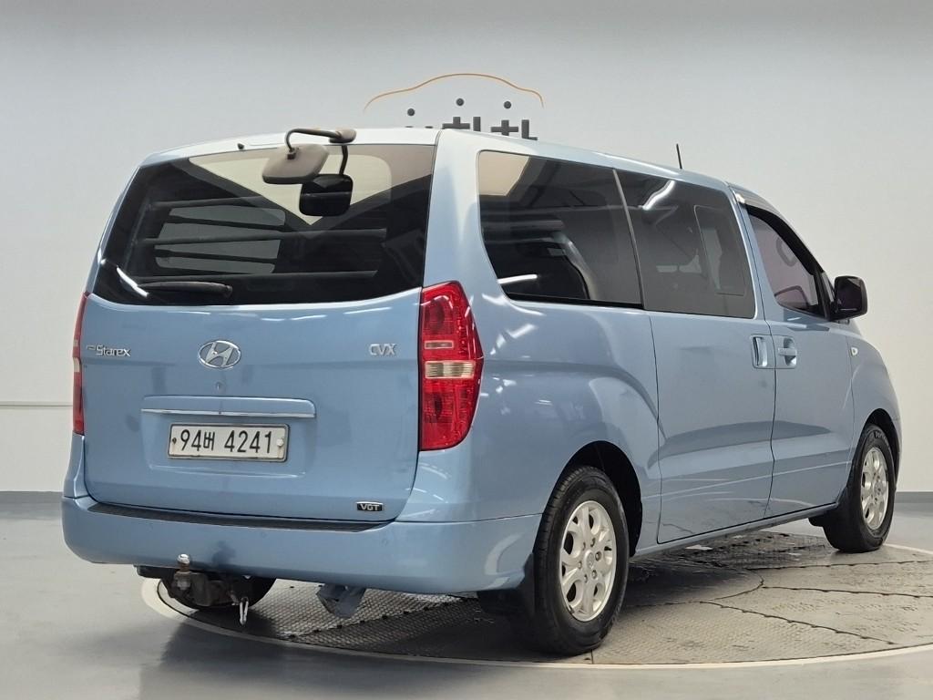 2012 HYUNDAI GRAND STAREX 