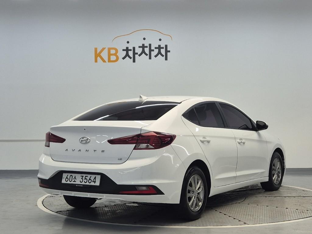 2019 HYUNDAI THE NEW AVANTE AD 