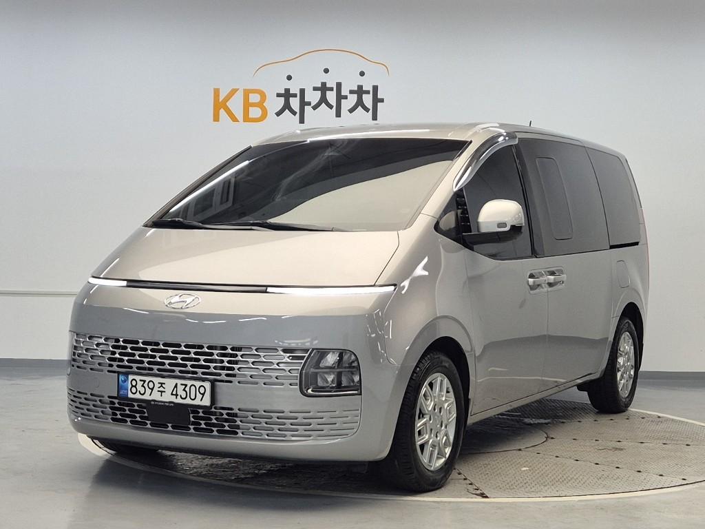 2023 HYUNDAI STARIA 