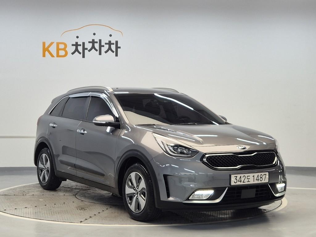 2018 KIA NIRO 