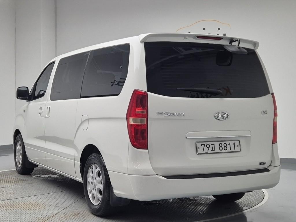 2009 HYUNDAI GRAND STAREX 